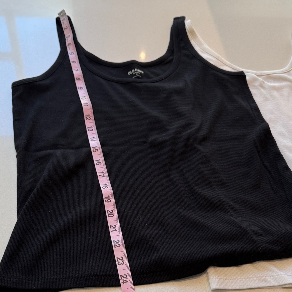 Old Navy First-Layer Classic Ribbed Black and White Tank Duo, Size XL - Picture 7 of 8